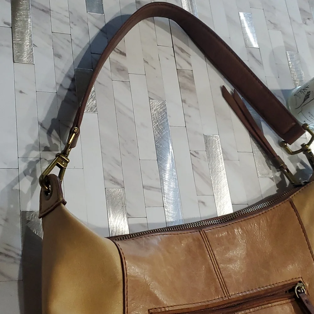 The Sak brown leather purse - Picture 5 of 16
